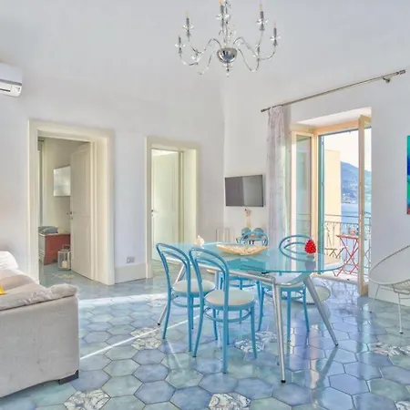 アパート Devalu Casa Del Mare チェファル