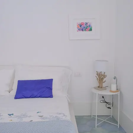 Devalu Casa Del Mare * チェファル